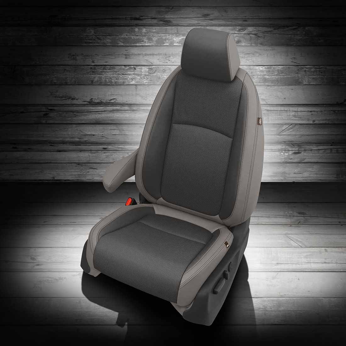 ASH wrap, GRAPHITE Center, Perf Body, GRAPHITE contrast all stitch, GRAPHITE wings