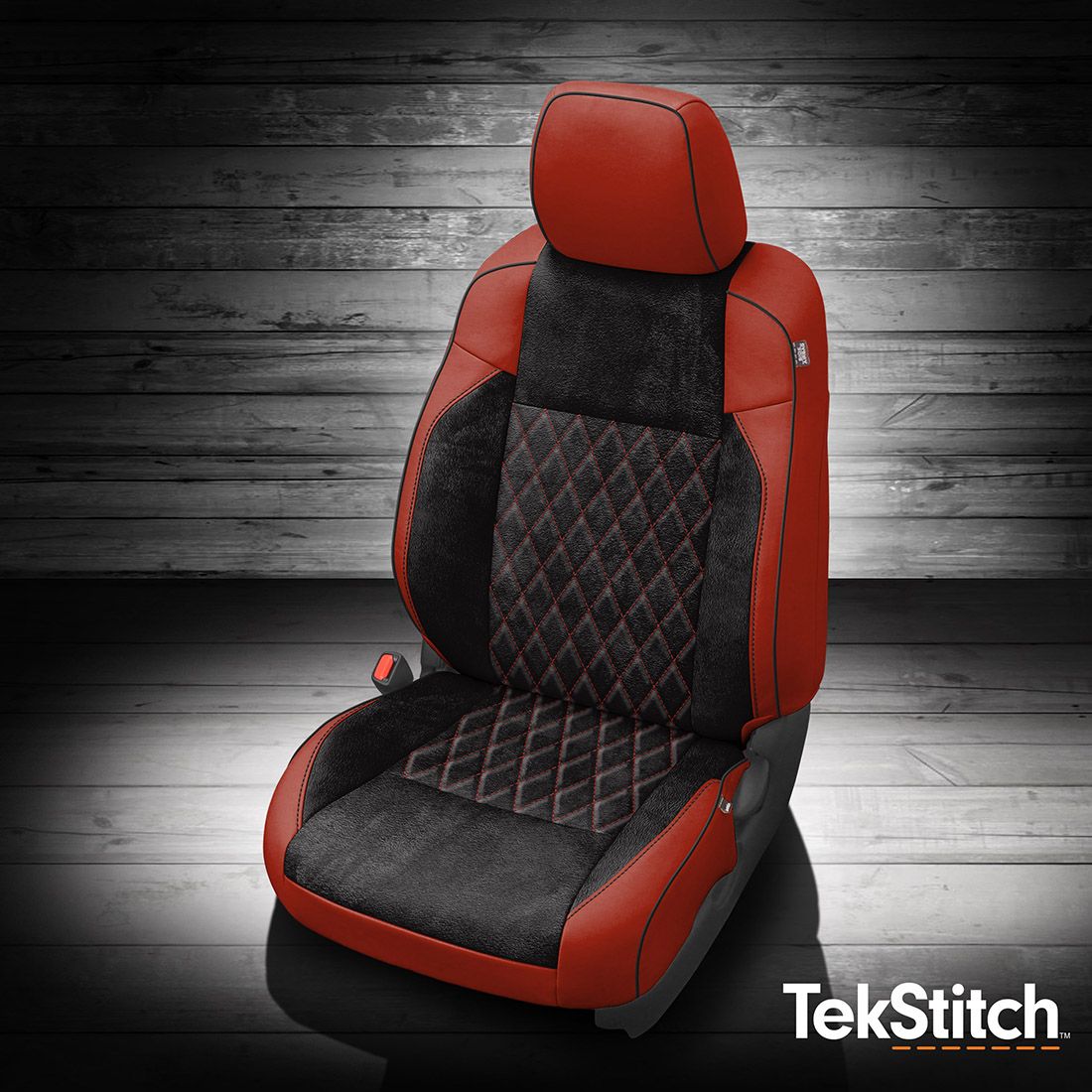 Cardinal wrap, Raven Suedezkin body, tekstitch Diamond Insert, Raven Suedezkin wings, Black contrast all stitch, Black piping, Tek color Cardinal