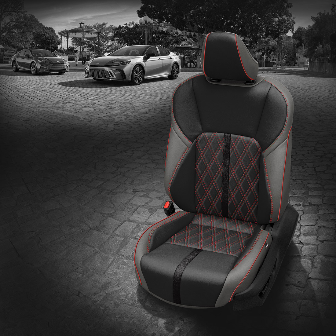 Ice Grey wrap, Black center, Raven Suedezkin wings, Red contrast all stitch, Red piping, TekStitch Double Diamond Insert Red TekColor