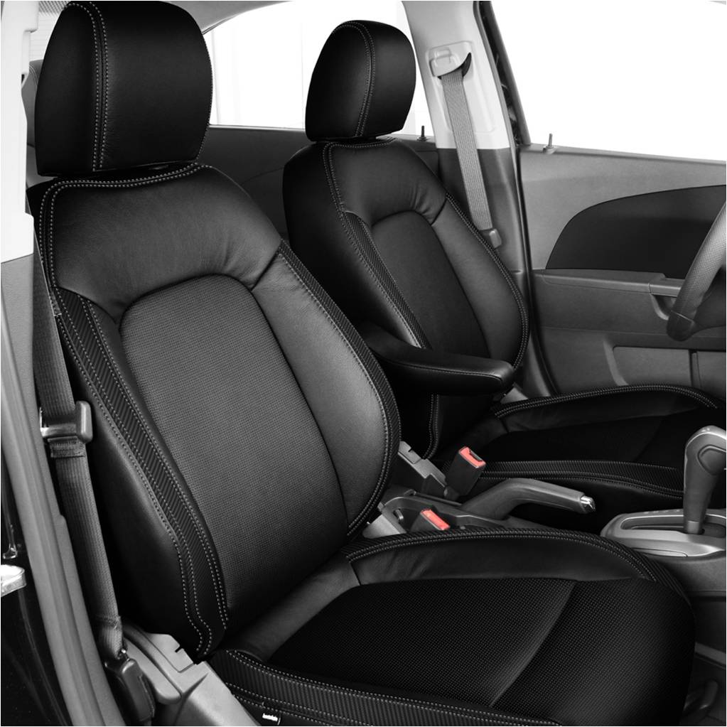 BLACK wrap, BLACK Insert, Perf Combo, BLACK double stitching, C SHADOW wings